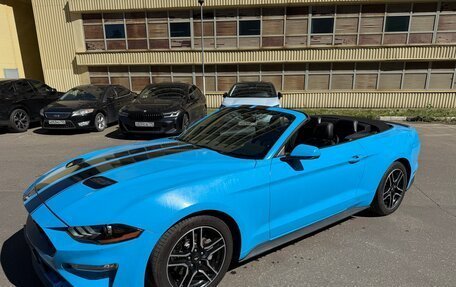 Ford Mustang VI рестайлинг, 2018 год, 2 290 000 рублей, 11 фотография