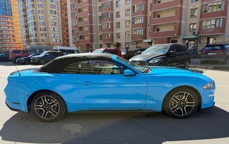 Ford Mustang VI рестайлинг, 2018 год, 2 290 000 рублей, 19 фотография