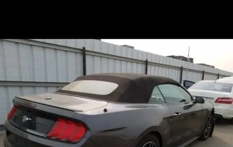 Ford Mustang VI рестайлинг, 2018 год, 2 290 000 рублей, 33 фотография