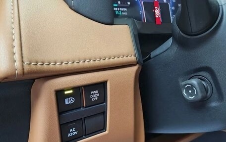 Toyota Alphard, 2025 год, 11 700 000 рублей, 16 фотография