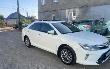 Toyota Camry, 2016 год, 1 420 000 рублей, 4 фотография