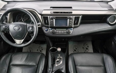 Toyota RAV4, 2014 год, 2 699 000 рублей, 11 фотография