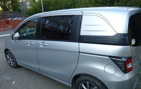 Honda Freed I, 2014 год, 1 155 000 рублей, 1 фотография