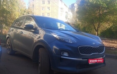 KIA Sportage IV рестайлинг, 2020 год, 2 350 000 рублей, 1 фотография