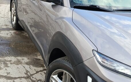 Hyundai Kona I, 2018 год, 2 250 000 рублей, 3 фотография