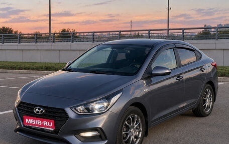 Hyundai Solaris II рестайлинг, 2018 год, 1 270 000 рублей, 1 фотография