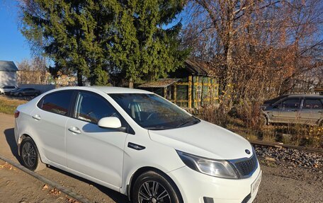 KIA Rio III рестайлинг, 2012 год, 385 000 рублей, 1 фотография
