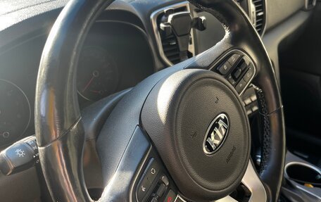 KIA Sportage IV рестайлинг, 2017 год, 1 750 000 рублей, 22 фотография