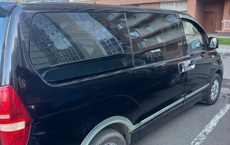 Hyundai Grand Starex Grand Starex I рестайлинг 2, 2011 год, 1 800 000 рублей, 3 фотография