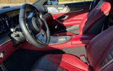 Mercedes-Benz CLS, 2022 год, 6 050 000 рублей, 12 фотография
