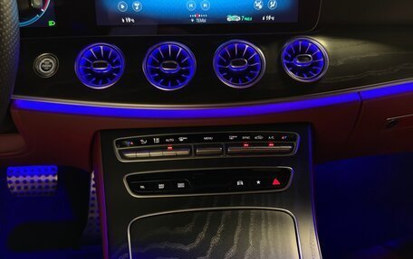 Mercedes-Benz CLS, 2022 год, 6 050 000 рублей, 16 фотография