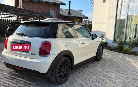 MINI Hatch, 2018 год, 1 928 000 рублей, 6 фотография