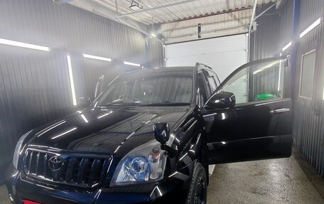 Toyota Land Cruiser Prado 120, 2007 год, 2 490 000 рублей, 17 фотография