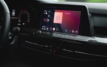 Volkswagen Golf VIII, 2023 год, 2 180 000 рублей, 8 фотография