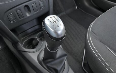 Renault Logan II, 2020 год, 949 000 рублей, 15 фотография