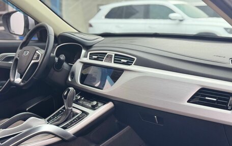 Geely Atlas I, 2018 год, 1 350 000 рублей, 20 фотография
