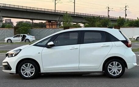 Honda Fit, 2022 год, 930 000 рублей, 4 фотография