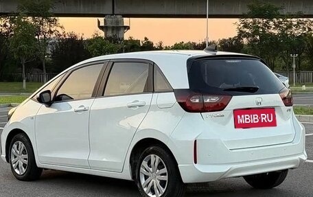 Honda Fit, 2022 год, 930 000 рублей, 5 фотография