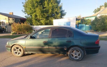 Toyota Avensis III рестайлинг, 1999 год, 180 000 рублей, 2 фотография