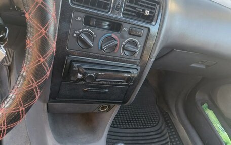 Toyota Avensis III рестайлинг, 1999 год, 180 000 рублей, 5 фотография