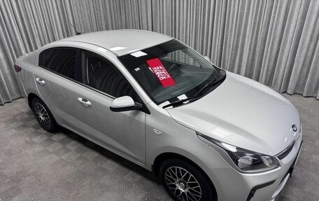 KIA Rio IV, 2018 год, 1 410 000 рублей, 4 фотография