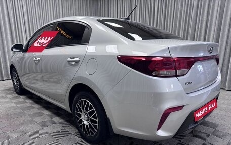 KIA Rio IV, 2018 год, 1 410 000 рублей, 10 фотография