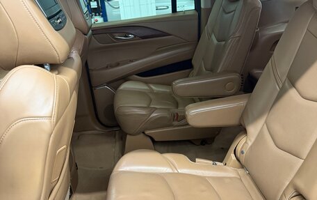Cadillac Escalade IV, 2015 год, 4 500 000 рублей, 20 фотография