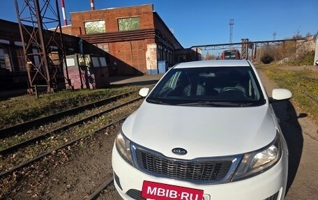 KIA Rio III рестайлинг, 2012 год, 385 000 рублей, 2 фотография