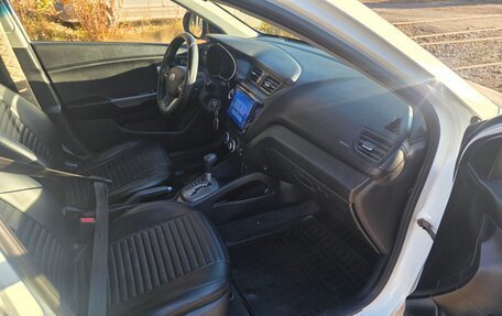 KIA Rio III рестайлинг, 2012 год, 385 000 рублей, 11 фотография