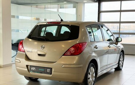 Nissan Tiida, 2010 год, 775 000 рублей, 6 фотография