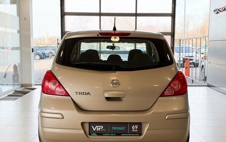 Nissan Tiida, 2010 год, 775 000 рублей, 5 фотография