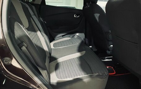 Renault Kaptur I рестайлинг, 2017 год, 1 350 000 рублей, 14 фотография