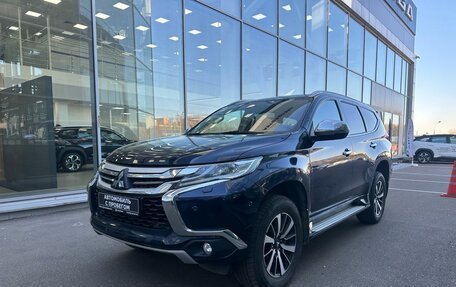 Mitsubishi Pajero Sport III рестайлинг, 2018 год, 3 159 000 рублей, 3 фотография