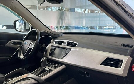 Geely Atlas I, 2019 год, 1 787 000 рублей, 8 фотография