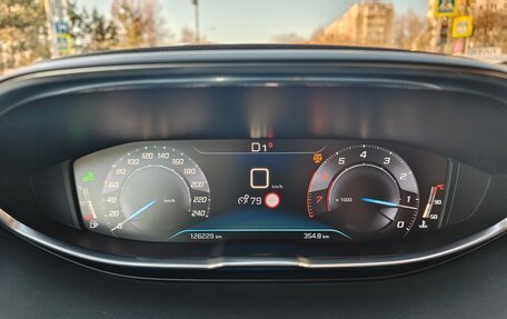 Peugeot 5008 II, 2018 год, 2 050 000 рублей, 10 фотография