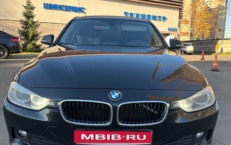 BMW 3 серия, 2014 год, 1 150 000 рублей, 15 фотография