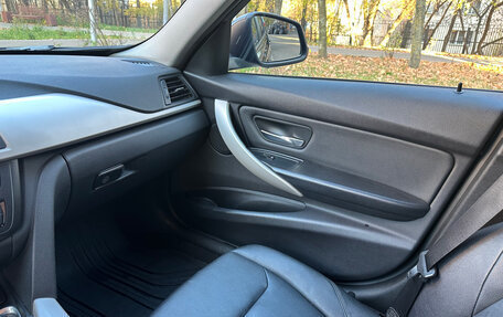 BMW 3 серия, 2014 год, 1 150 000 рублей, 34 фотография