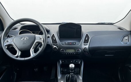 Hyundai ix35 I рестайлинг, 2015 год, 1 150 000 рублей, 12 фотография