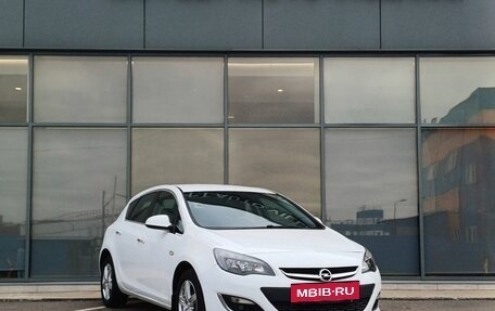 Opel Astra J, 2013 год, 599 000 рублей, 2 фотография