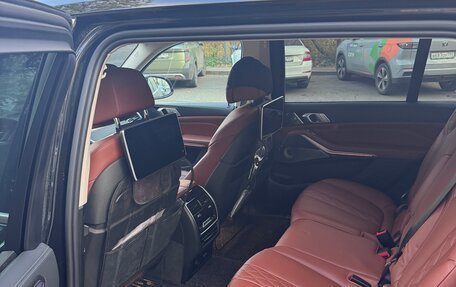 BMW X7, 2021 год, 10 000 000 рублей, 11 фотография