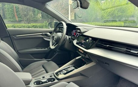 Audi A3, 2023 год, 2 250 000 рублей, 11 фотография