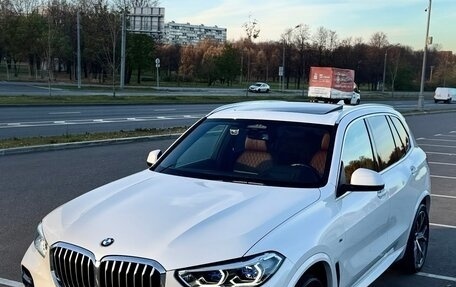 BMW X5, 2021 год, 8 200 000 рублей, 2 фотография