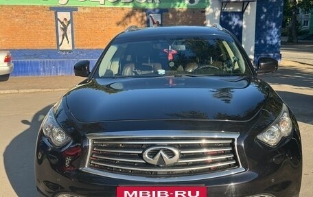 Infiniti FX II, 2012 год, 2 250 000 рублей, 3 фотография