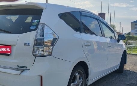 Toyota Prius Alpha I (ZVW40/41), 2014 год, 1 125 000 рублей, 6 фотография