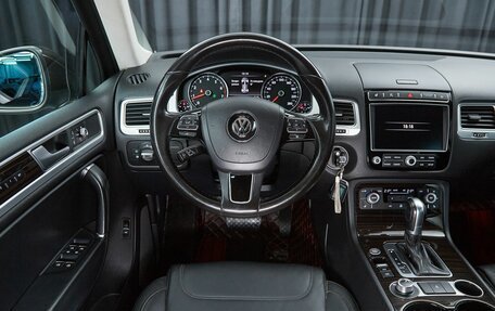 Volkswagen Touareg III, 2017 год, 3 600 000 рублей, 8 фотография