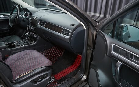Volkswagen Touareg III, 2017 год, 3 600 000 рублей, 17 фотография