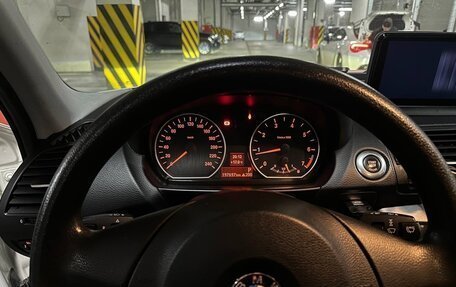 BMW 1 серия, 2011 год, 890 000 рублей, 7 фотография