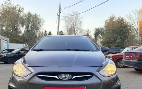 Hyundai Solaris II рестайлинг, 2014 год, 720 000 рублей, 1 фотография