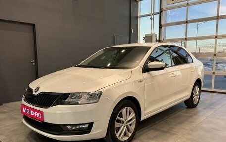 Skoda Rapid I, 2018 год, 1 379 000 рублей, 1 фотография