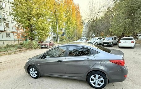 Hyundai Solaris II рестайлинг, 2014 год, 720 000 рублей, 2 фотография